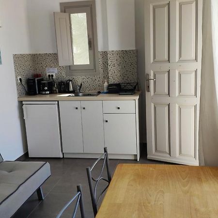 Apartment For 2-3 People Megalochori  Esterno foto